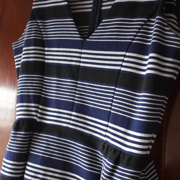 Madewell Navy and White Stripe Dress with Pockets - Picture 7 of 7